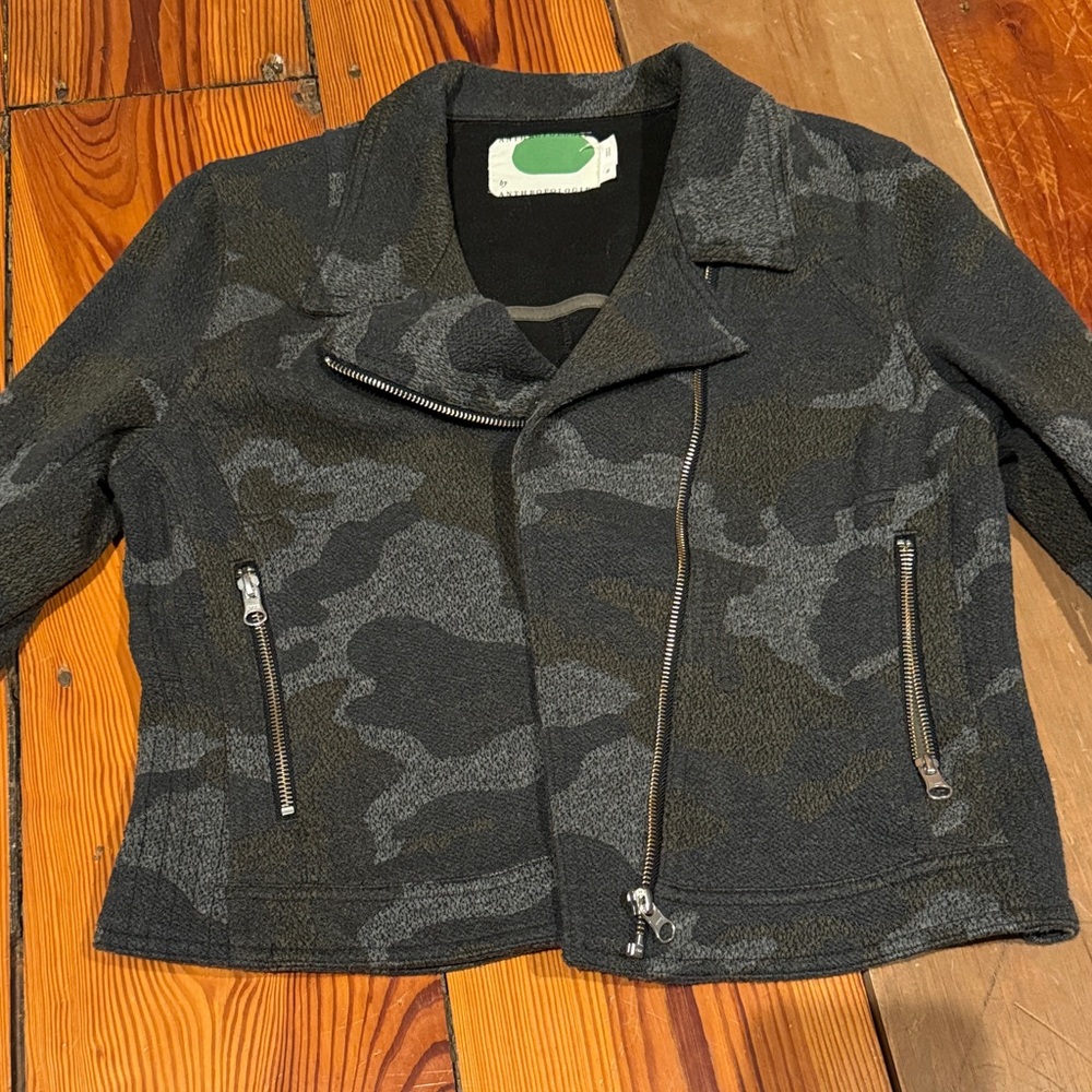 Camouflage Zip-Up Jacket ANTHROPOLOGIE